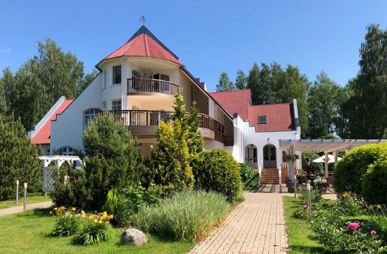 Karle Hotel Vitrupe Екстериор снимка